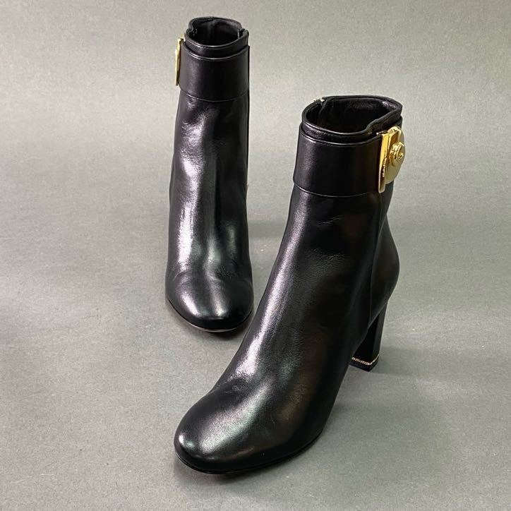 3f5 《極美品》 Salvatore Ferragamo サルヴァトーレ フェラガモ FIAMMA フィアンマ ショートブーツ 5 1/2 ブラック レザー サイドジップ ブーティ シューズ 箱付き