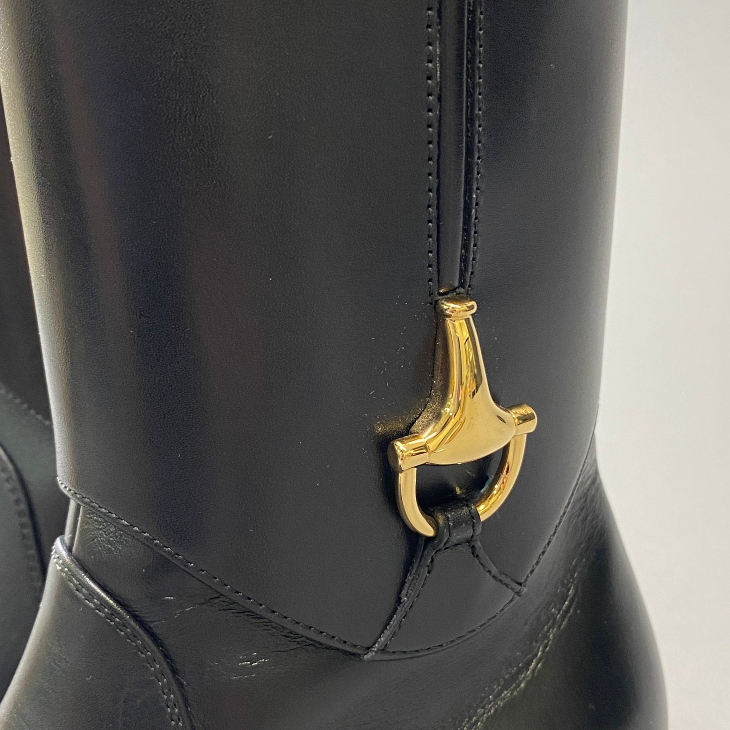 2h9《新品保管品》GUCCI グッチ アンクルブーツ ホースビット アーモンドトゥ 750320 6 ブラック レザー メンズk02i