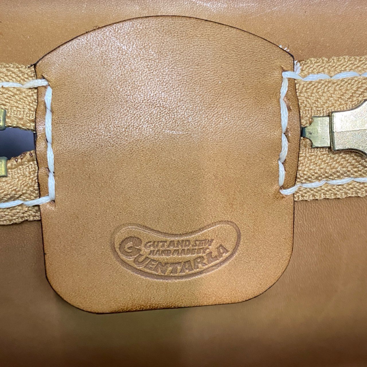Eb10 GUENTARLA ゲンターラ レザーショルダーバッグ ミニバッグ ステッチデザイン◎ オールレザー leather レディース キャメル 本革