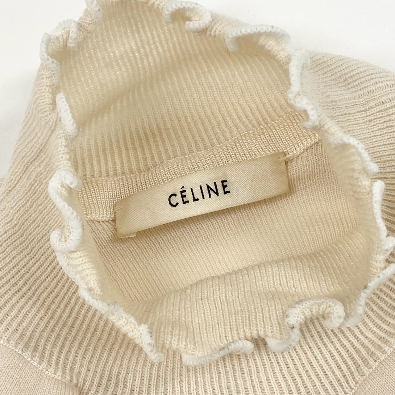 69g8 CELINE セリーヌ フィービー期 ハイネック フリルデザイン ニットセーター トップス Sサイズ クリームベージュ ウール レディース