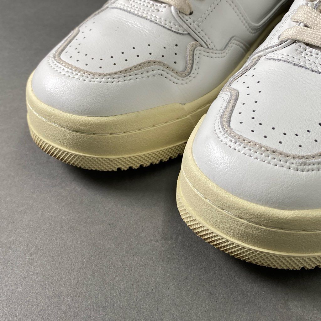 8f13 《美品》 定価¥36,300 AUTRY オートリー CLC LOW スムースレザー レースアップスニーカー 42 ホワイト Leather シューズ