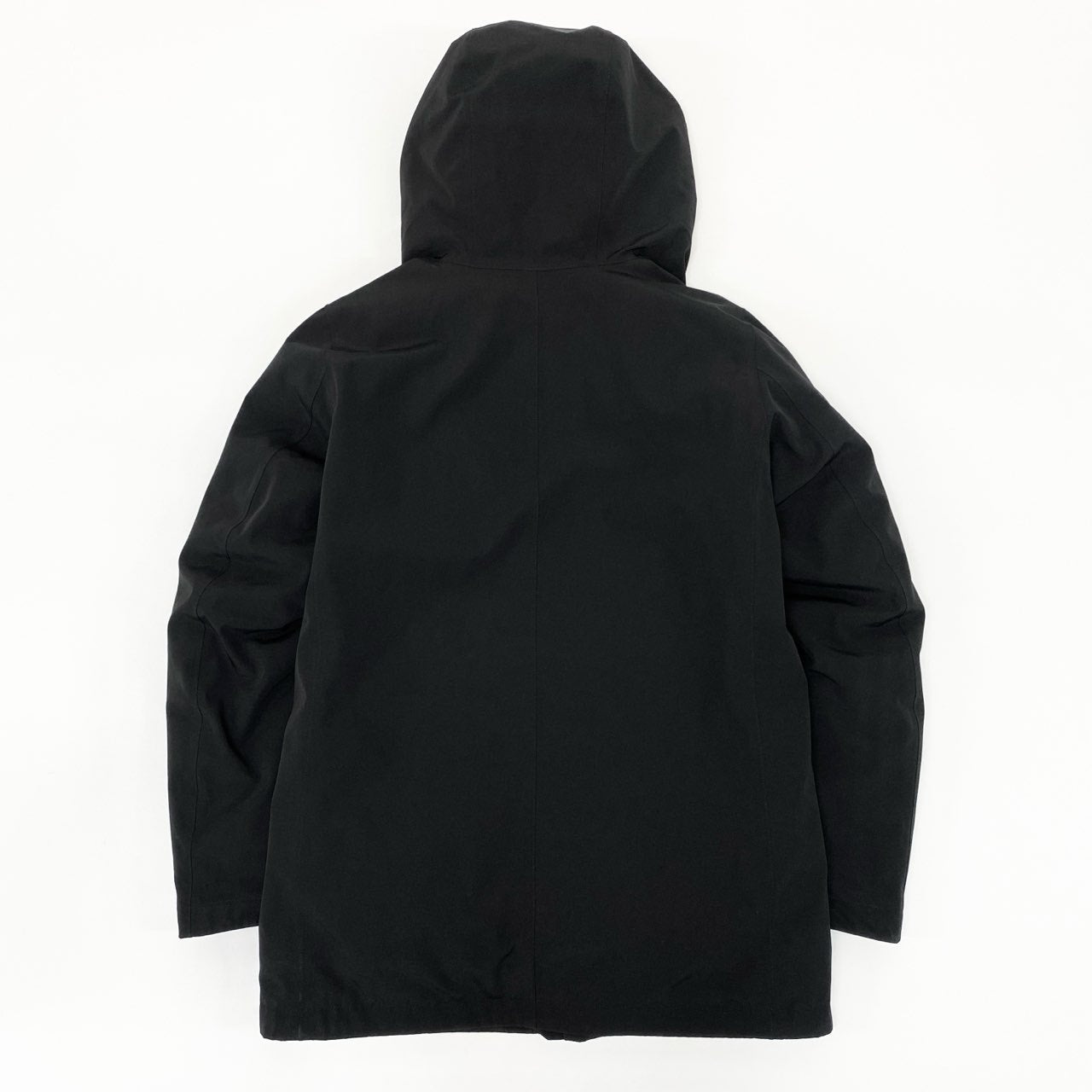 52e23 HERNO ヘルノ Laminar ラミナー 防水防風 ダウンコート サイズ44 ブラック メンズ 男性用 アウター ダウンジャケット