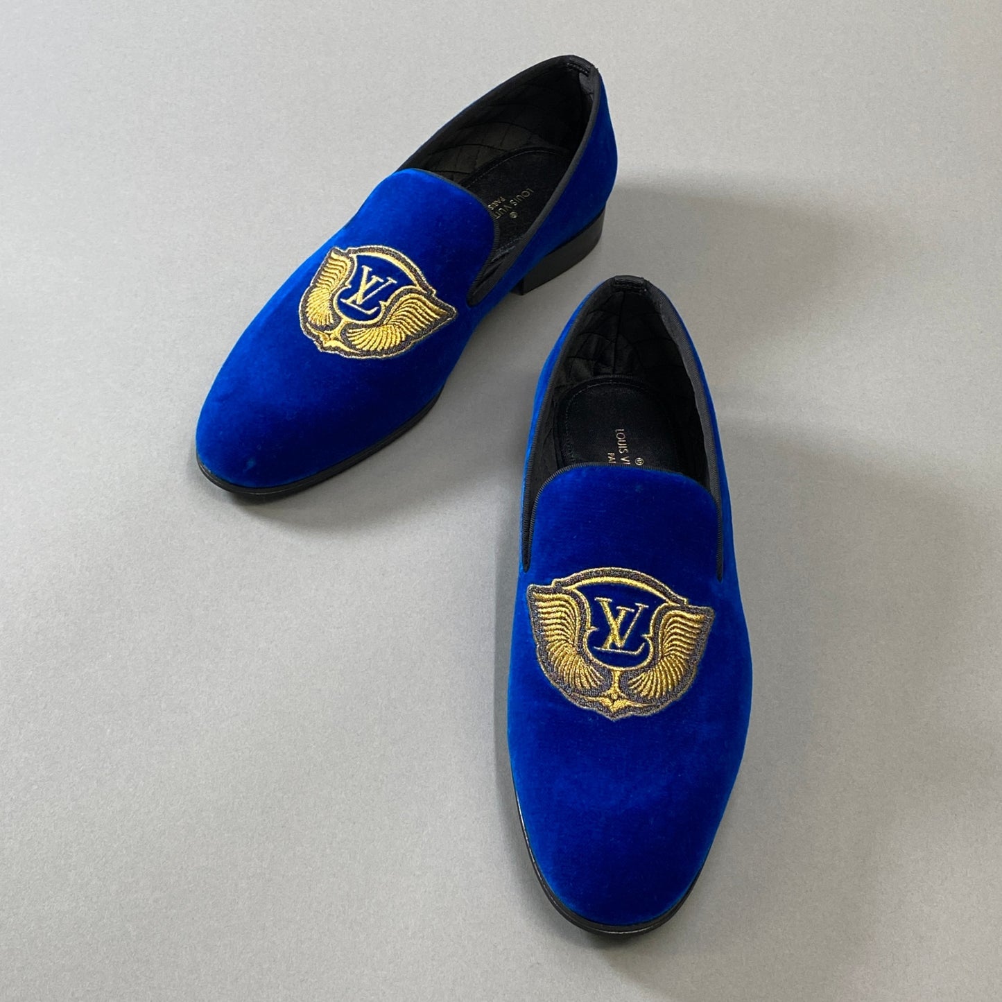 2h9《美品》LOUIS VUITTON ルイヴィトン オートゥイユラインオペラシューズ ローファー LVロゴ ベルベット 7 ブルー メンズu02t