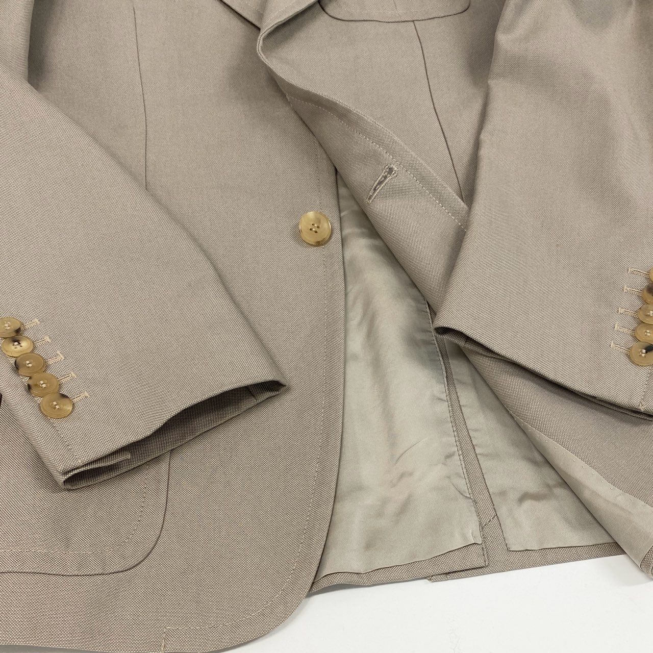 57h4 GUCCI グッチ トムフォード期 2B テーラードジャケット ドレスジャケット サイズ44R ベージュ メンズk02i