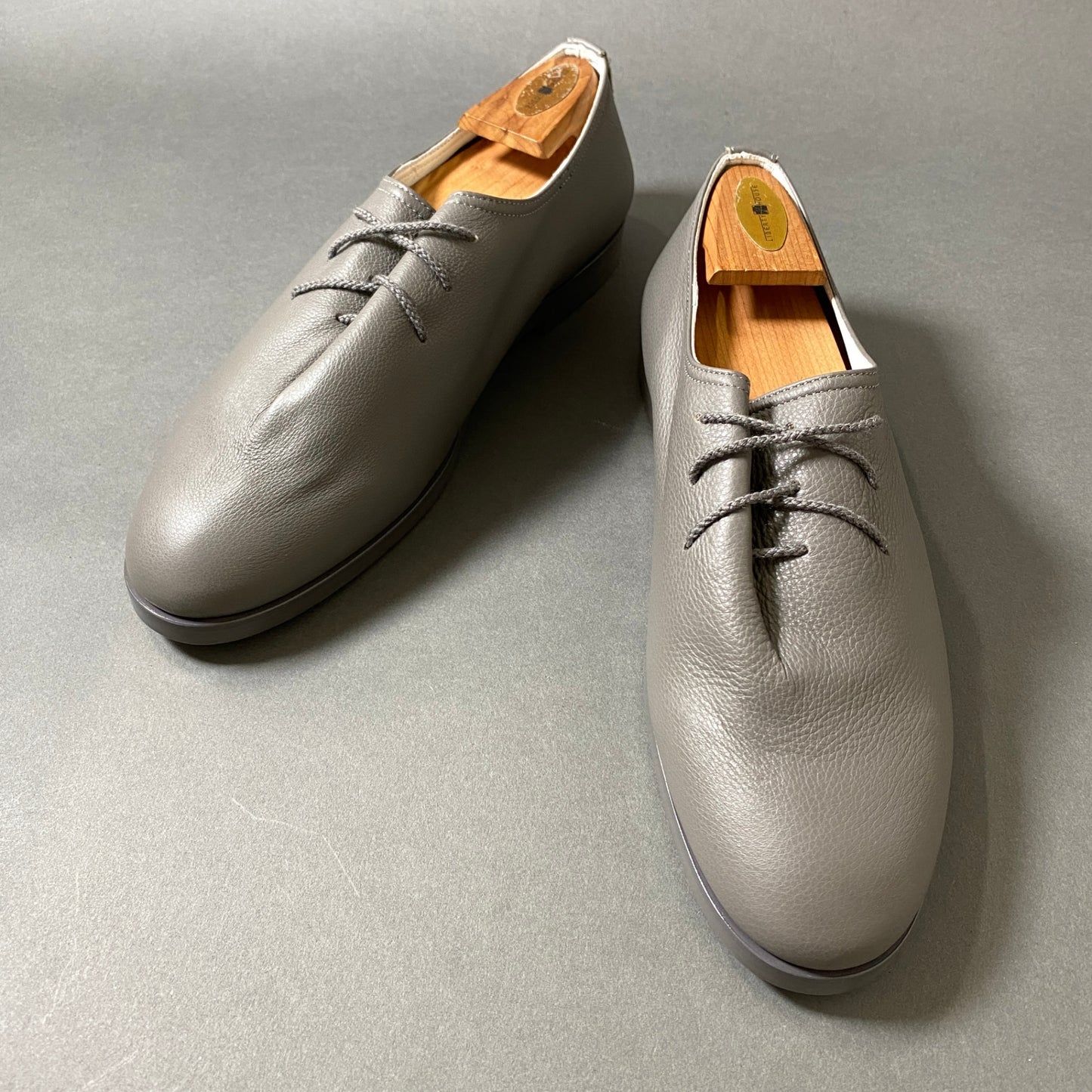 12f26 ②《極美品》 定価¥42,900 FOOTSTOCK ORIGINALS フットストック オリジナルズ ONE PIECE レザーシューズ FS191202 9 1/2E グレー LEATHER 一枚仕立て インペリアルソール