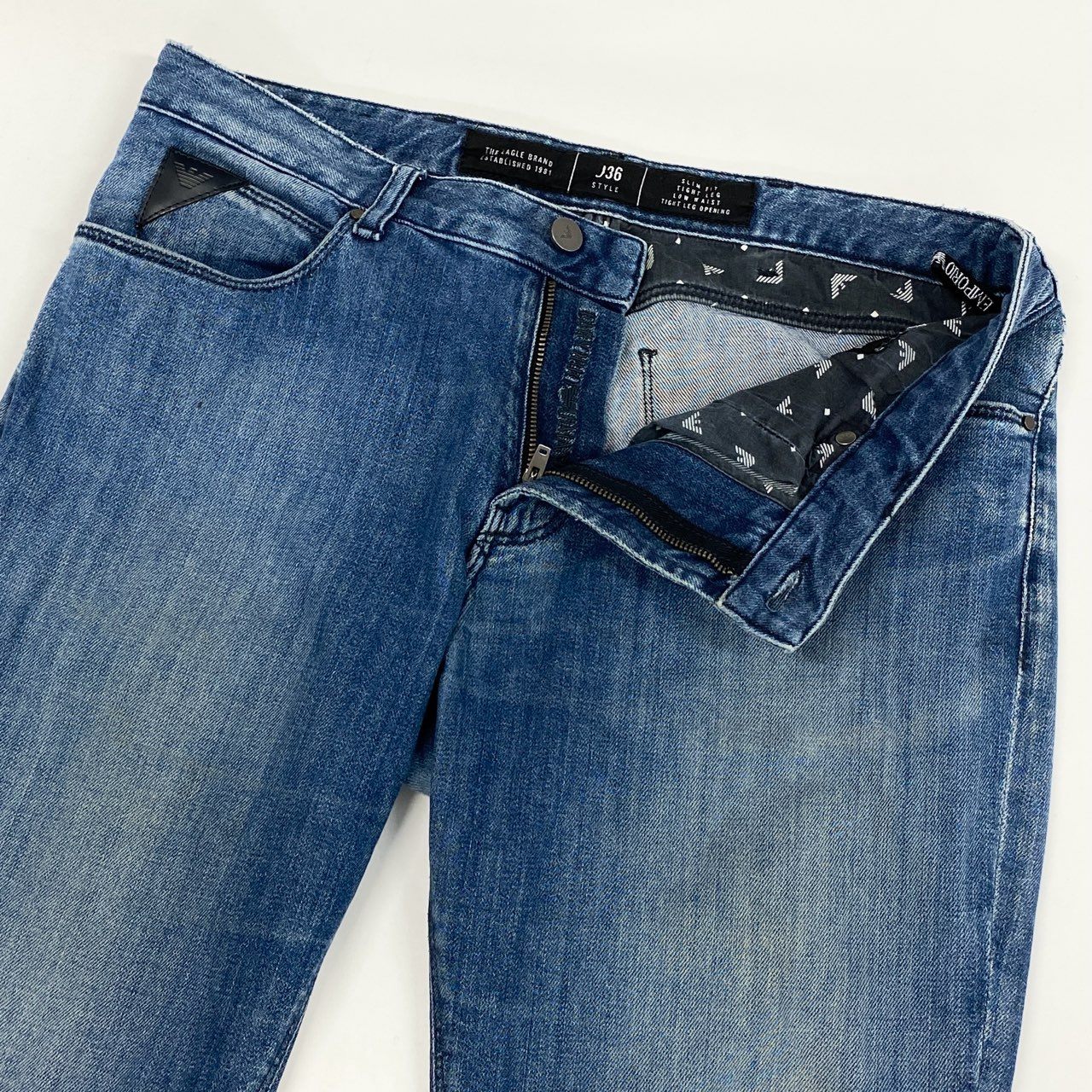 83i3 EMPORIO ARMANI エンポリオアルマーニ ダメージ加工 スキニーデニムパンツ ボトムス ジーンズ 31 インディゴブルー コットン メンズo07t