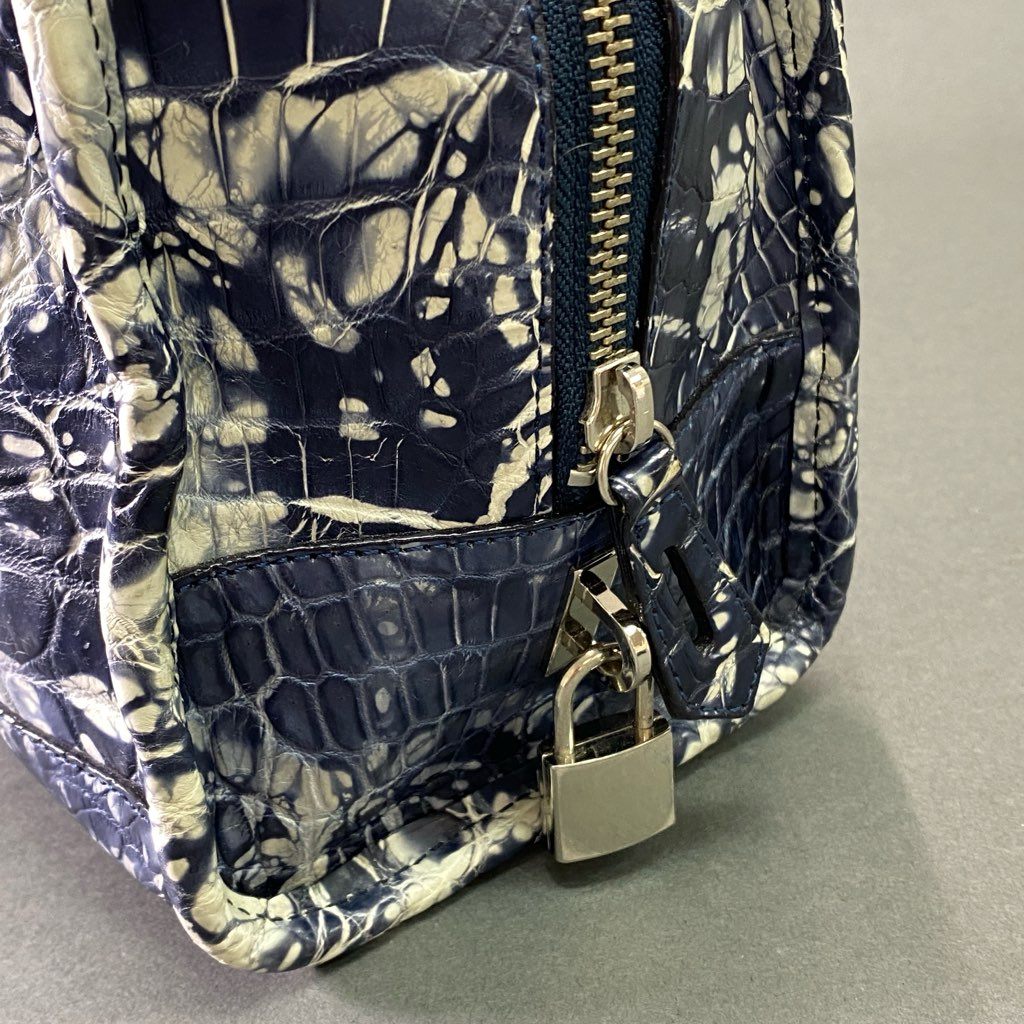 Ae17 《JRA認定》 本革 クロコダイルレザー マットクロコ ブルー x ホワイト 2way ハンドバッグ ショルダーバッグ ワニ革 ユニセックス 鞄