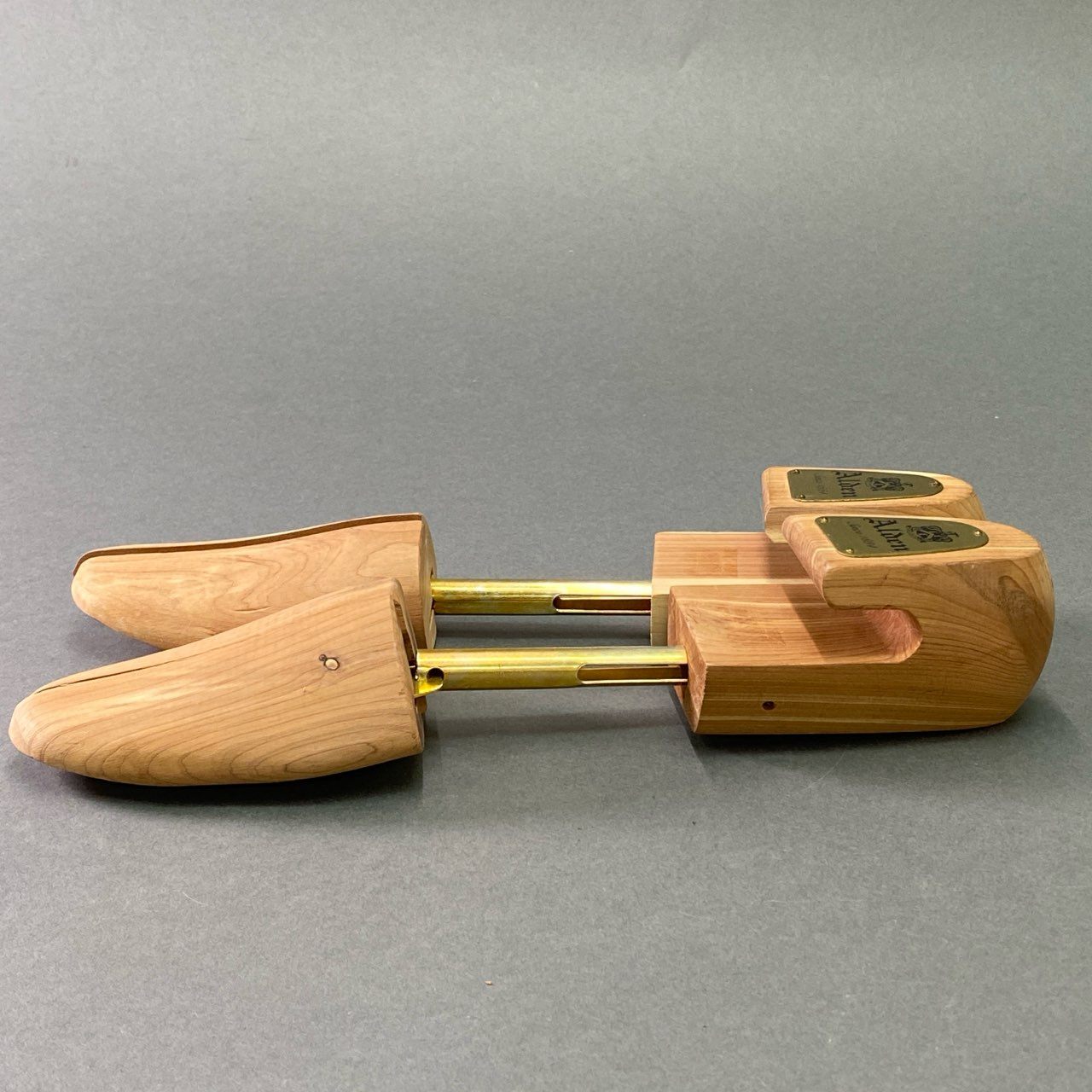 1e16① Alden オールデン ウッドシューツリー M 茶系 木製 シューズキーパー ビジネス 革靴