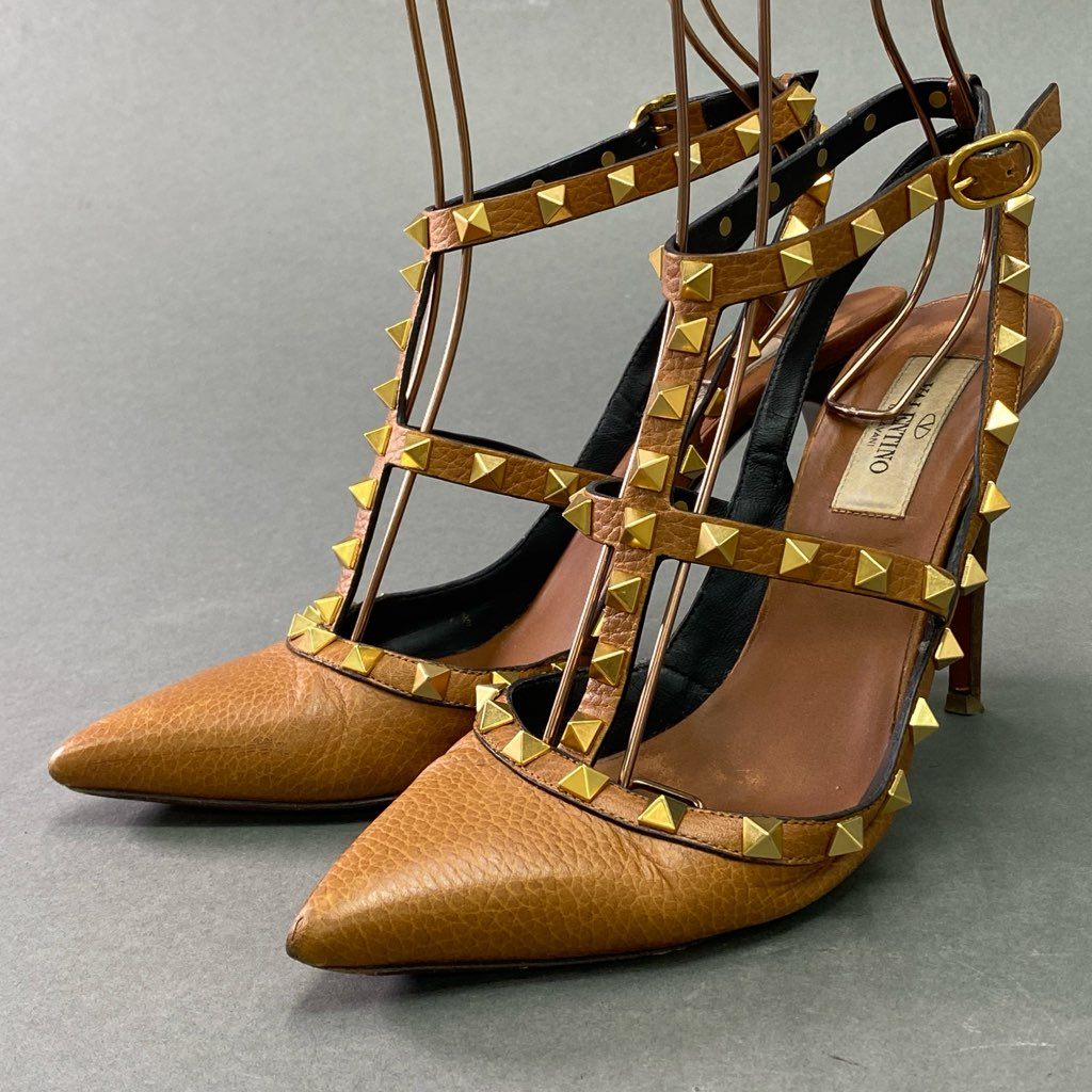4e10 VALENTINO GARAVANI ヴァレンティノ ガラヴァーニ ロックスタッズ ヒールパンプス 37 1/2 ライトブラウン レザー サンダル シューズ イタリア製