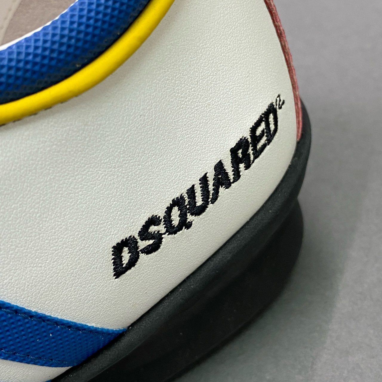 6b28 《タグ付き》 DSQUARED2 ディースクエアード ローカット レザースニーカー カウレザー 牛革 レースアップ メンズ 43 ホワイト 本革