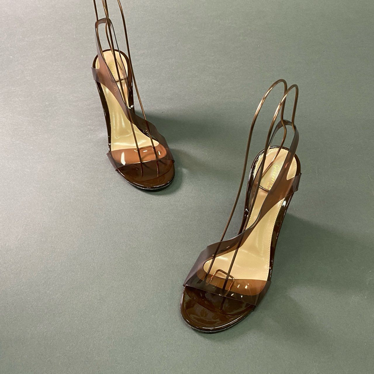 7a28 Gianvito Rossi ジャンヴィトロッシ Metropolis メトロポリス ガラスウェッジ サンダル シューズ イタリア製 37 ブラウン