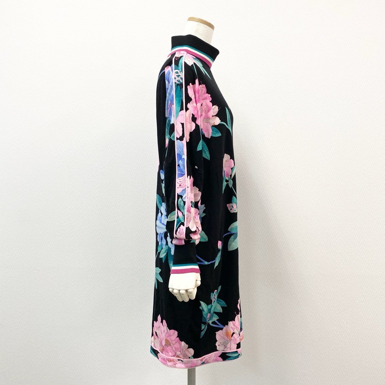 58f20 LEONARD PARIS レオナール 花柄プリント ハイネック長袖ワンピース バックジップ ロングスリーブ ドレス イタリア製 36 ブラック ウール ナイロン レディース