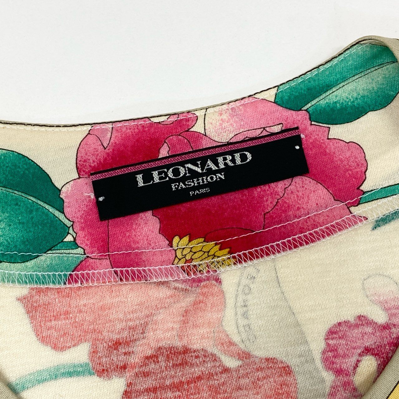 76i12 LEONARD レオナール 美しい花柄プリント 半袖チュニック ブラウス カットソー トップス L マルチカラー コットン レディースu02t