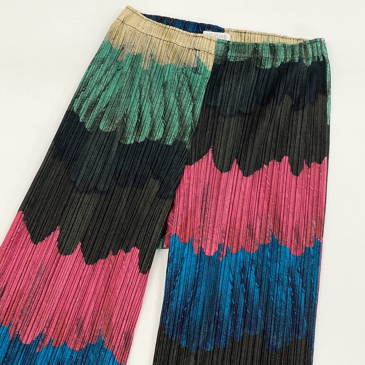 13h29 PLEATS PLEASE ISSEY MIYAKE プリーツプリーズ イッセイミヤケ 日本製 シンメトリー 総柄プリント プリーツパンツ ボトムス ウエストゴム PP33-JF711 3 マルチカラー レディースo07t