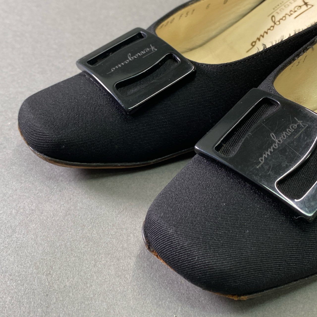 5d15 Salvatore Ferragamo サルヴァトーレ フェラガモ NONA ミュールパンプス 6 ブラック VARA ヴァラ シューズ イタリア製 サンダル 箱付き