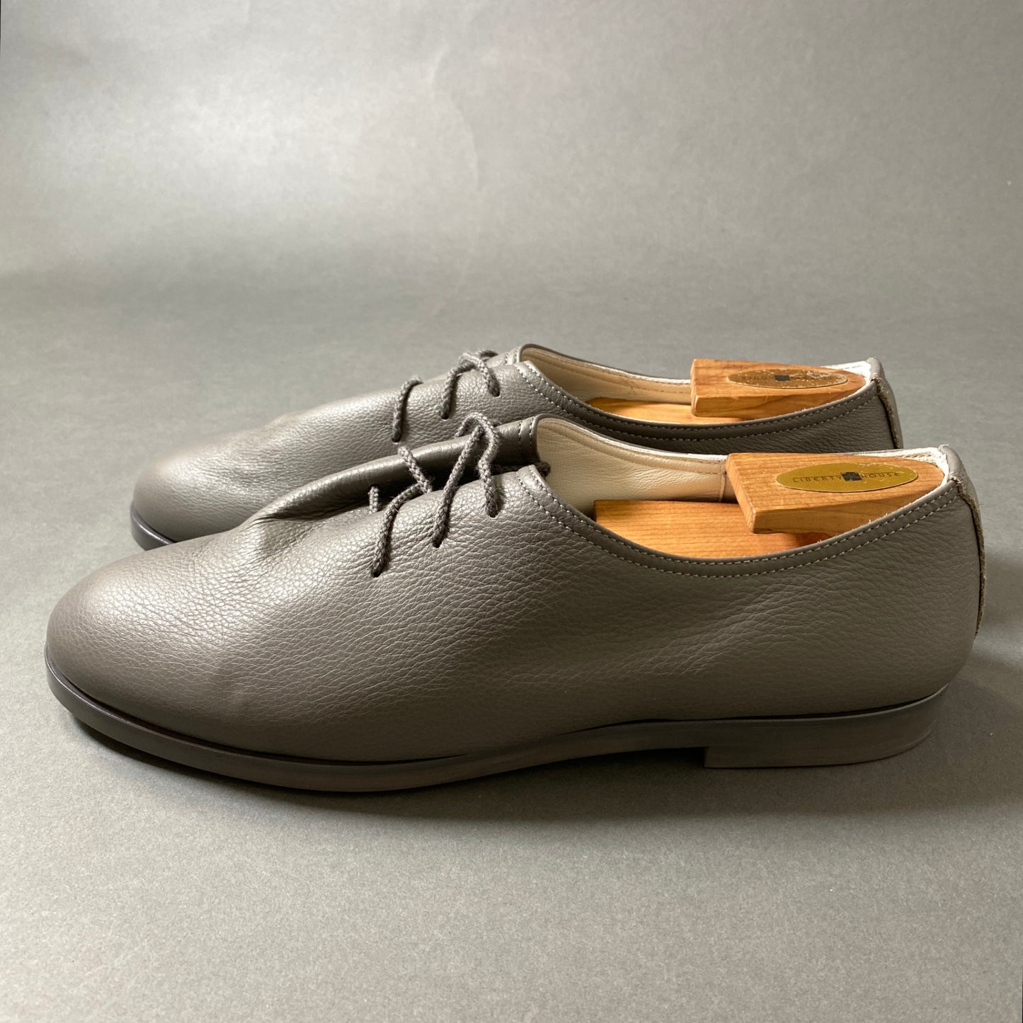 12f26 ②《極美品》 定価¥42,900 FOOTSTOCK ORIGINALS フットストック オリジナルズ ONE PIECE レザーシューズ FS191202 9 1/2E グレー LEATHER 一枚仕立て インペリアルソール