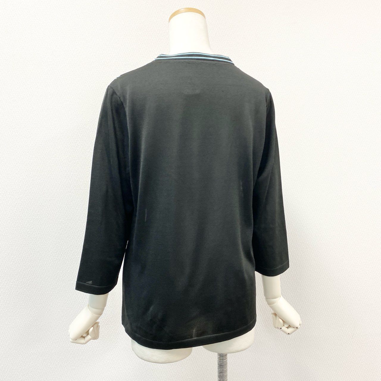 67g21-4 《美品》 LEONARD レオナール カンカン素材切替 薄手ニット セーター 7分袖 美しいプリント サイズ42 ブラック マルチカラー レディース 日本製
