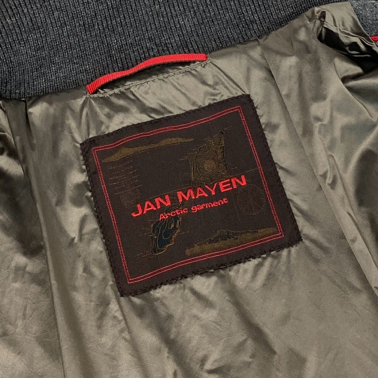 74i8 JAN MAYEN ヤンマイエン イタリア製 ハイネックキルティングロングコート アウター 40 グレー レディースk02i