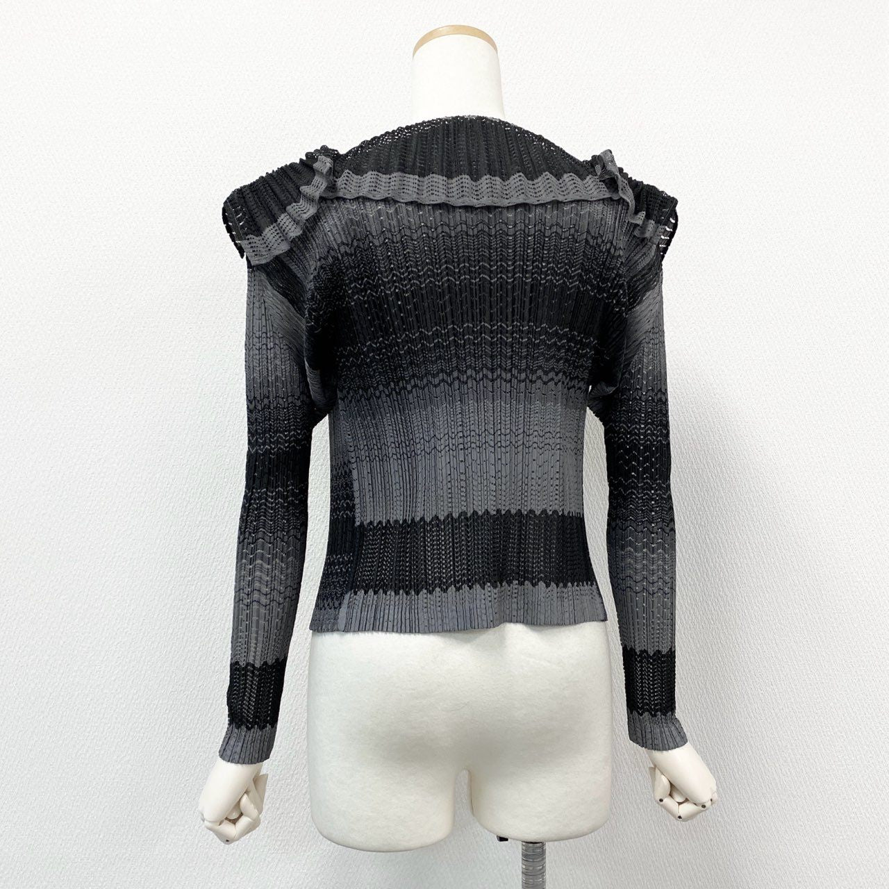 47b28 【美品】 PLEATS PLEASE プリーツプリーズ イッセイミヤケ ビッグカラー プリーツ加工 カーディガン トップス PP73-J0504 サイズ3 ブラック×グレー ポリエステル100% レディース
