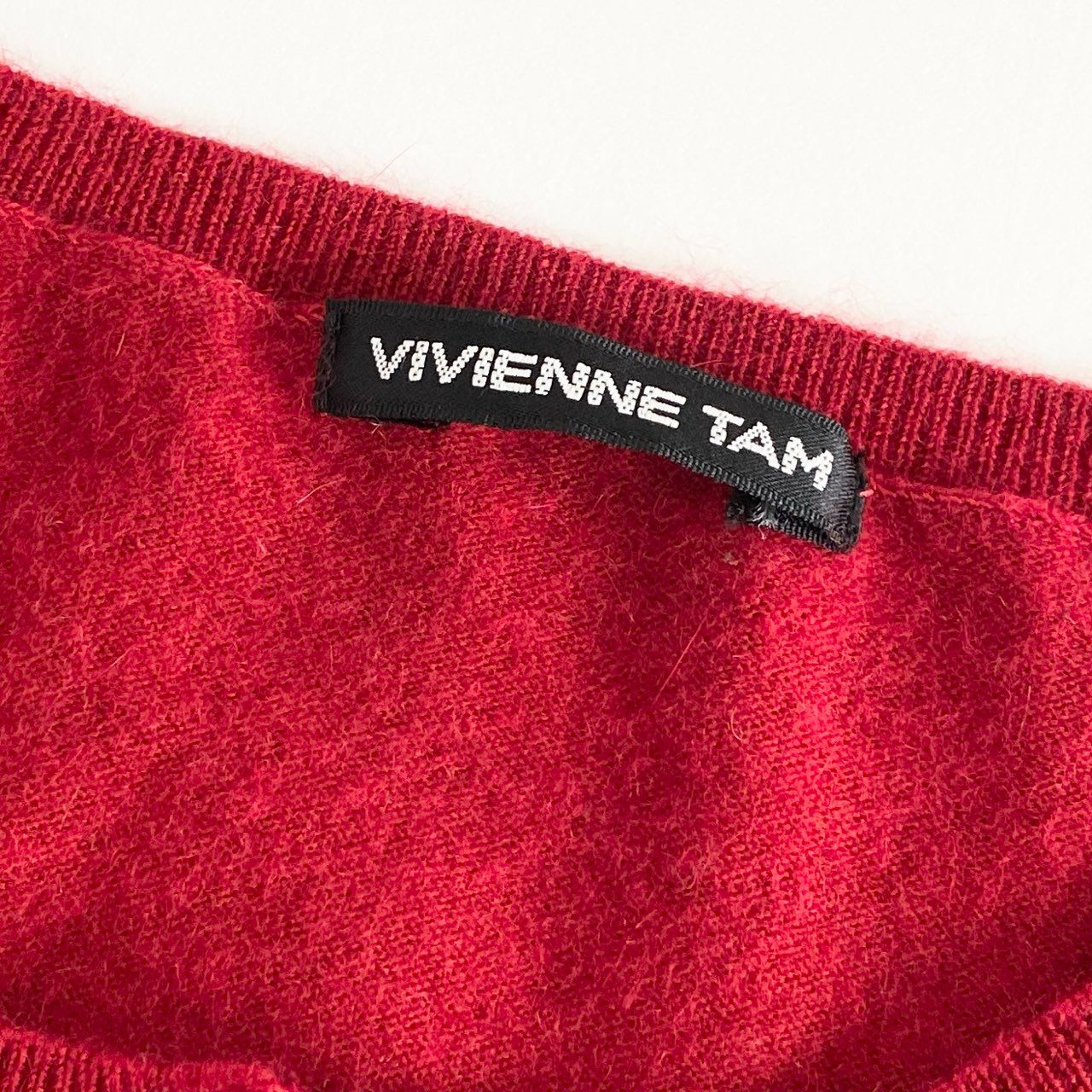 8j17 VIVIENNE TAM ヴィヴィアン タム フラワー刺繍 ウールカーディガン 1 レッド Vivienne Westwood ヴィヴィアン ウエストウッド