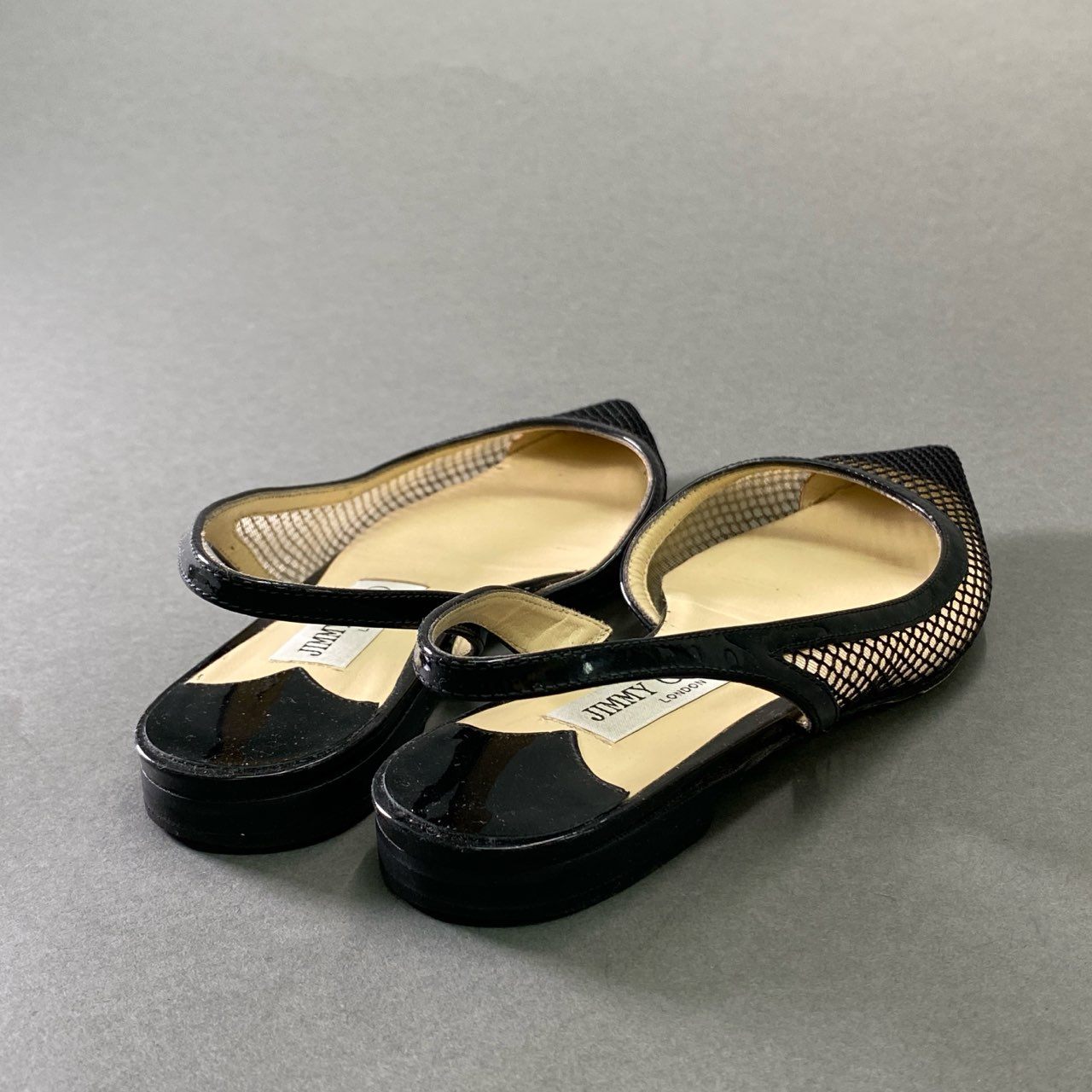 2f23 JIMMY CHOO ジミーチュウ メッシュ エナメルフラットシューズ 34 1/2 ブラック パテントレザー パンプス イタリア製 保存袋有