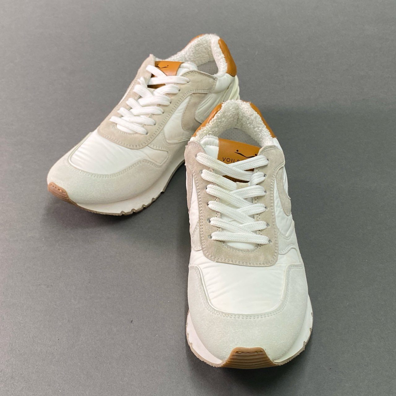 5g24 定価¥47.300 VOILE BLANCHE ボイルブランシェ LIAM POWER CHAMOIS リアムパワー スニーカー 40 ホワイト スエードレザー シューズ 箱付き_