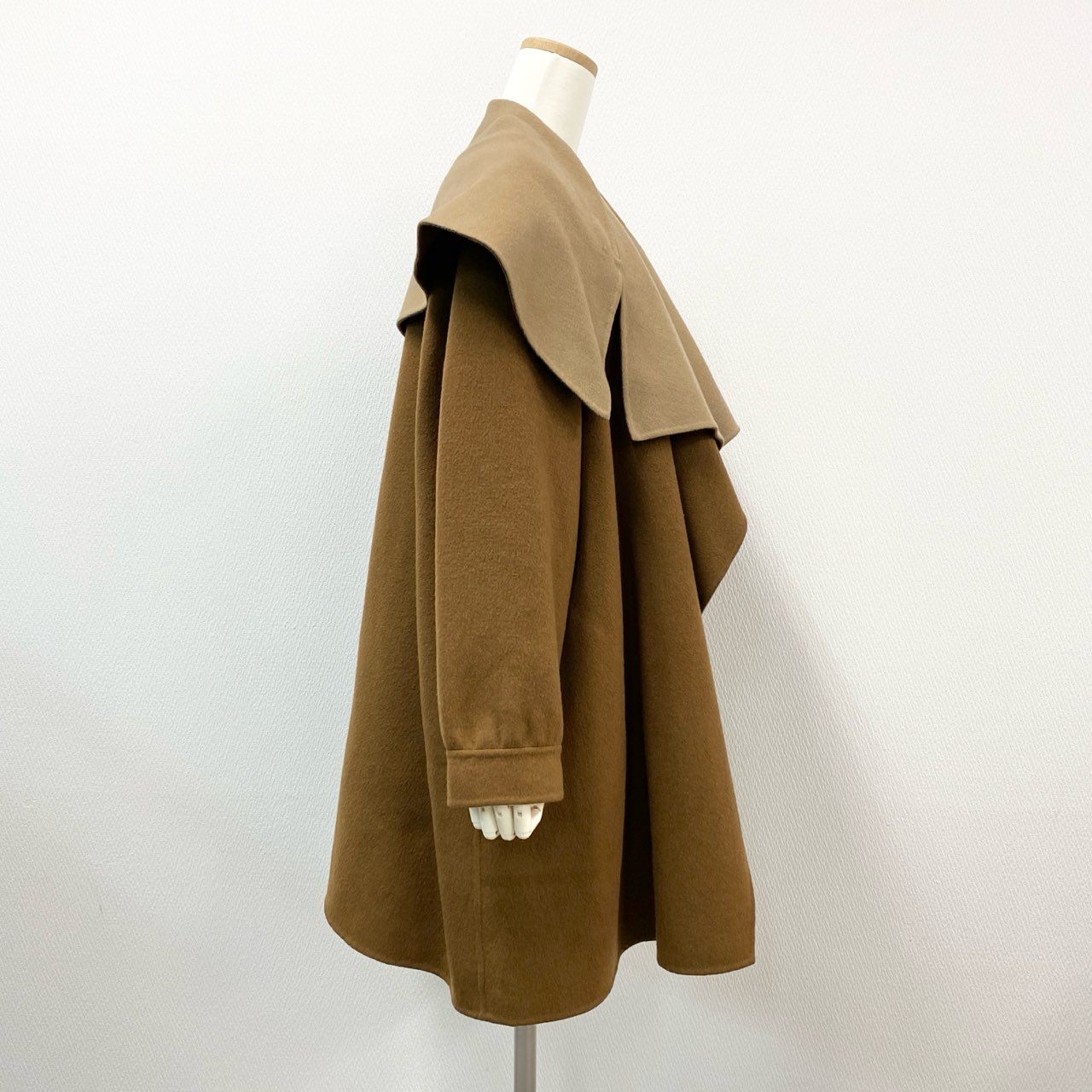 53j17 BALLY バリー オープンフロントコート フーディーコート アウター オールド カシミヤ F ブラウン ベージュ レディースu02t