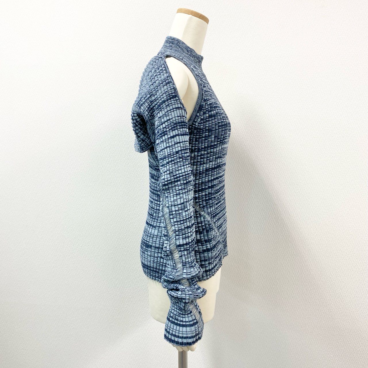54h27 《未使用》 STRIAE BY McQ ALEXANDER McQUEEN マックキュー アレキサンダーマックイーン 変形 リブニット セーター トップス 薄手 667790 サイズL ブルー コットン レディースu02t