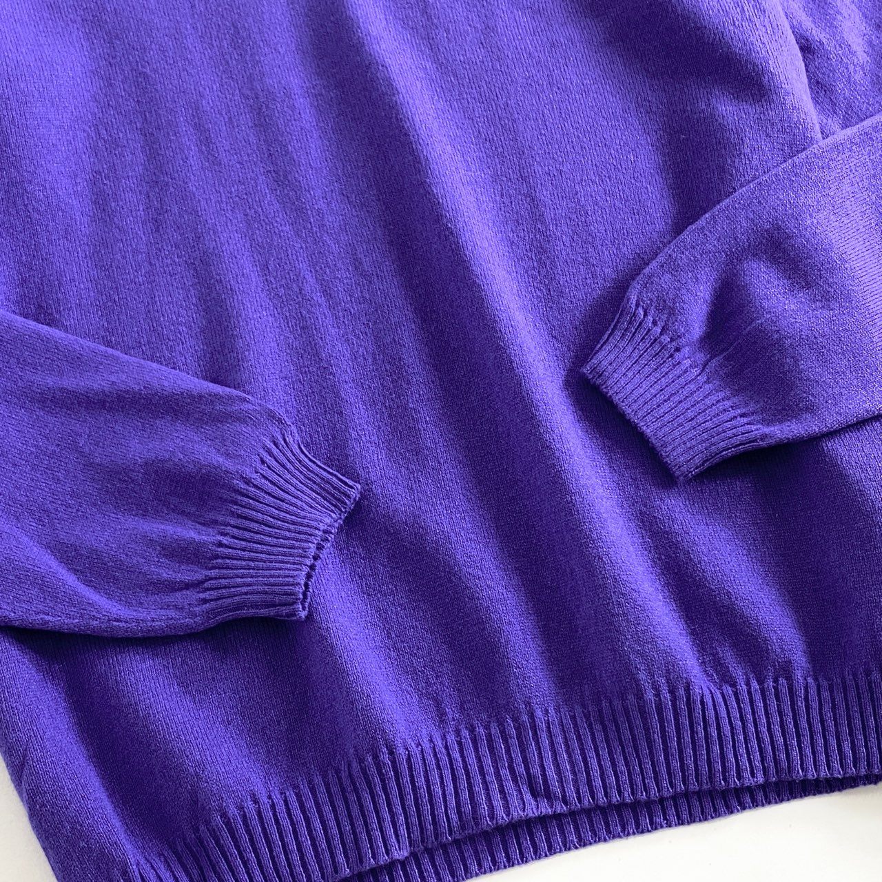 84h27①《未使用保管品》 イタリア製 Settefili Cashmere セッテフィーリカシミア Vネックニット セーターサイズ48 パープル カシミヤシルク メンズ 紳士服