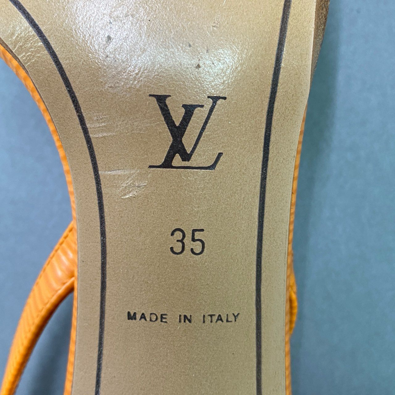 3c3 LOUIS VUITTON ルイヴィトン エピミュールサンダル スリングバック ヒールサンダル スタックヒール レザー LVロゴ イタリア製 レディース 35 オレンジ 本革