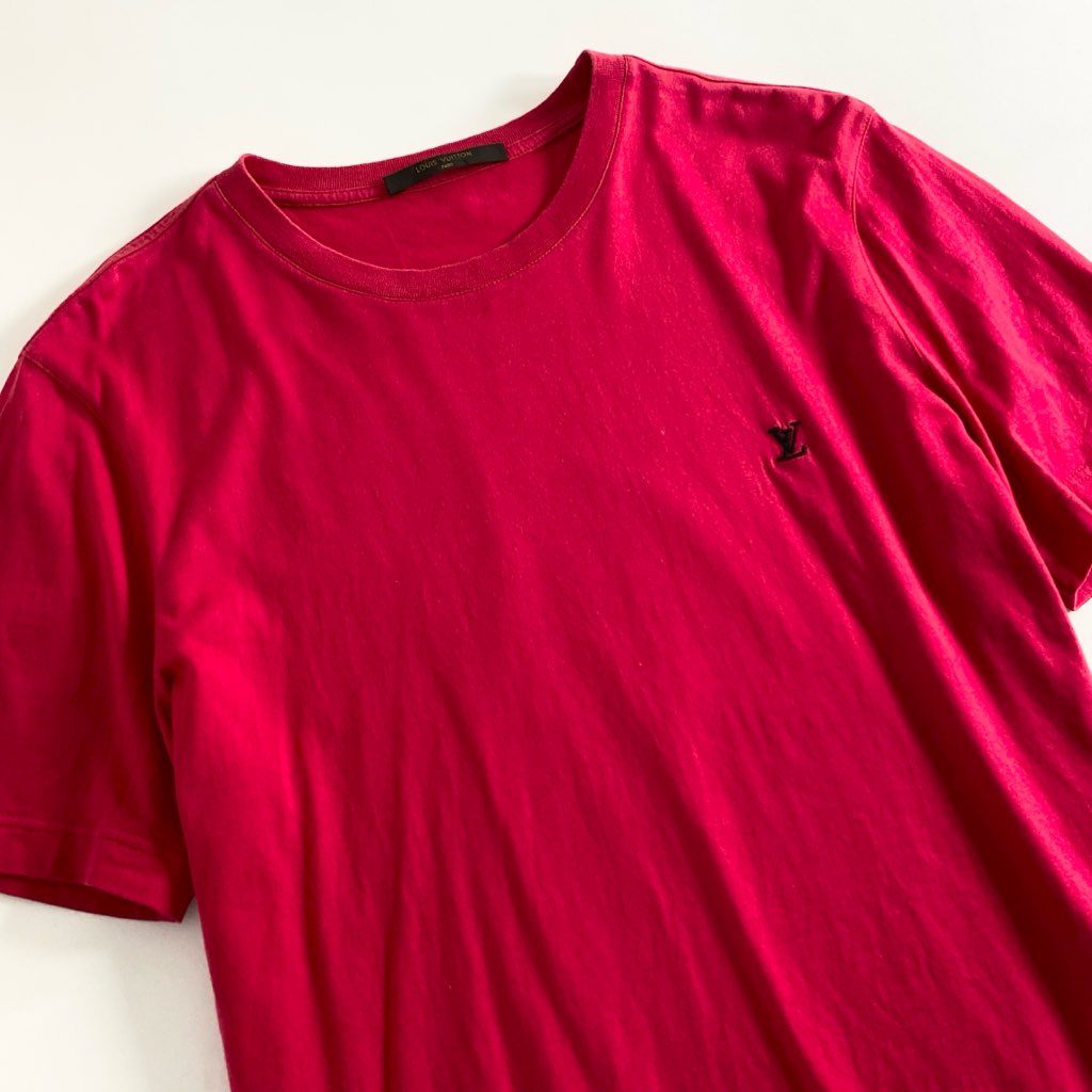 13e22 LOUIS VUITTON ルイヴィトン ワンポイント刺繍 ロゴ刺繍 半袖Tシャツ カットソー L レッド コットン100 メンズ