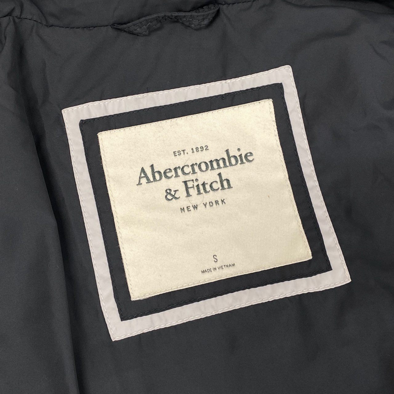 74i8 Abercrombie&Fitch アバクロンビーアンドフィッチ ダウンジャケット アウター ウエストベルト ファー S グレー系 レディースk02i