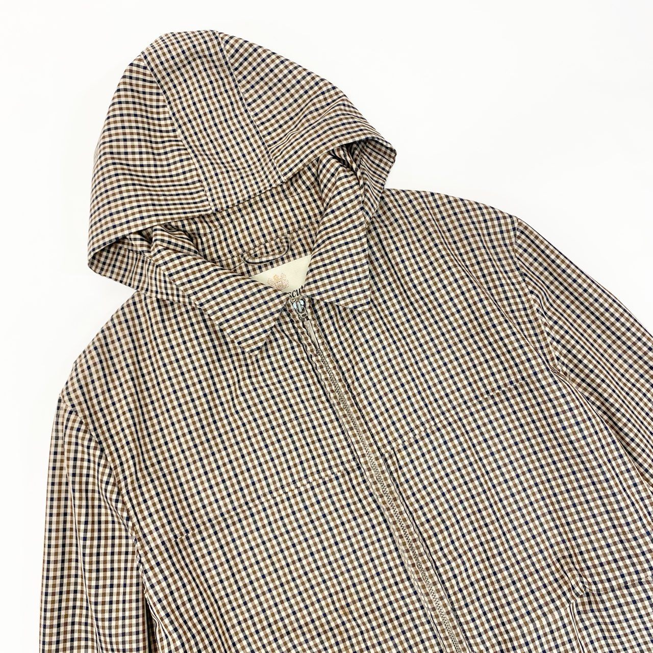51h25 英国製 Aquascutum アクアスキュータム ジップパーカー 薄手ジャケット 収納可能 クラブチェック サイズS ブラウン系 ポリエステル メンズu02t