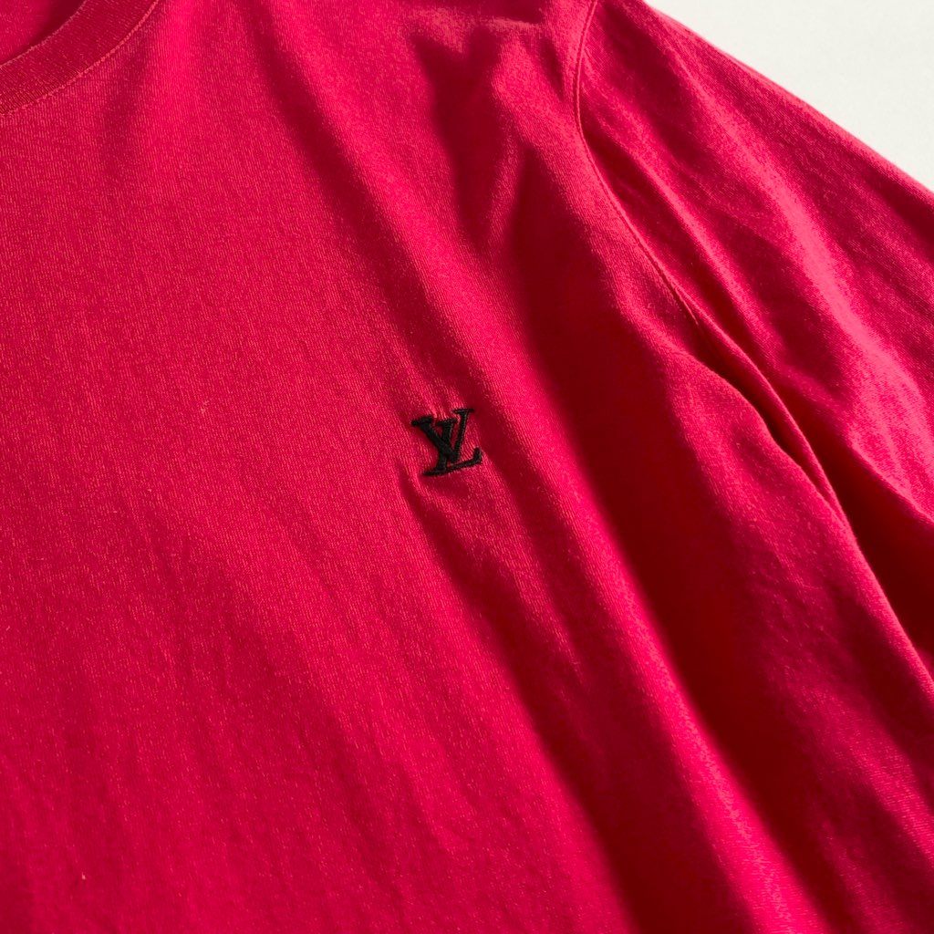 13e22 LOUIS VUITTON ルイヴィトン ワンポイント刺繍 ロゴ刺繍 半袖Tシャツ カットソー L レッド コットン100 メンズ