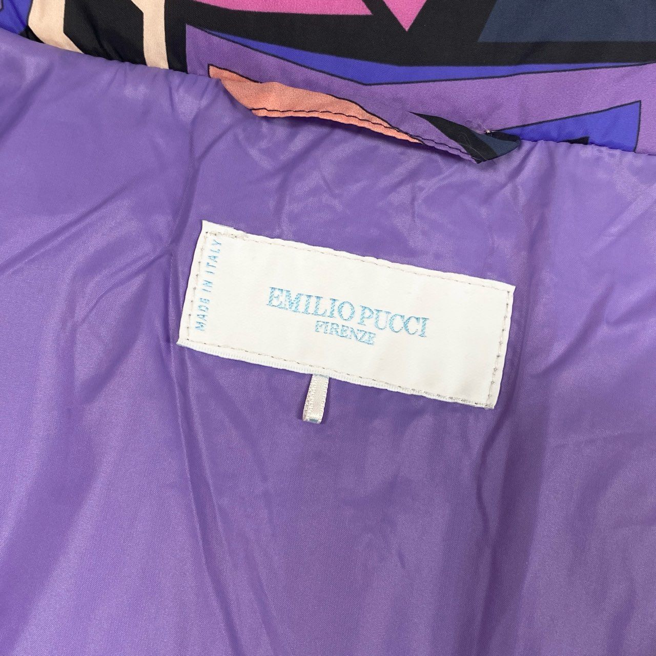 8L5 EMILIO PUCCI エミリオプッチ ダウンコート ダウンジャケット フード取り外し可 アウター イタリア製 96YA03 42サイズ マルチカラー レディースu02t