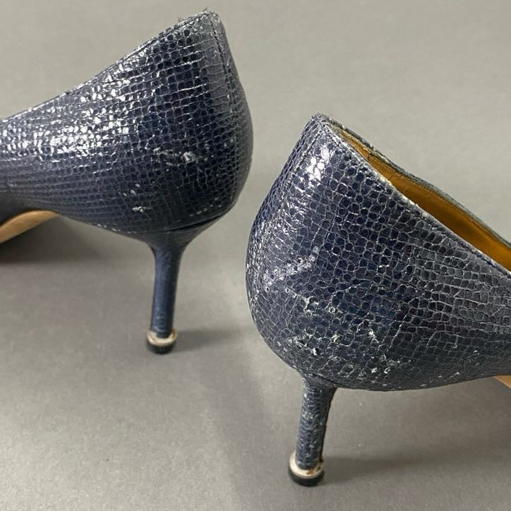 6h14 MANOLO BLAHNIK マノロブラニク Hangisi ハンギシ ビジュー ラインストーンパンプス 37 ネイビー シューズ イタリア製