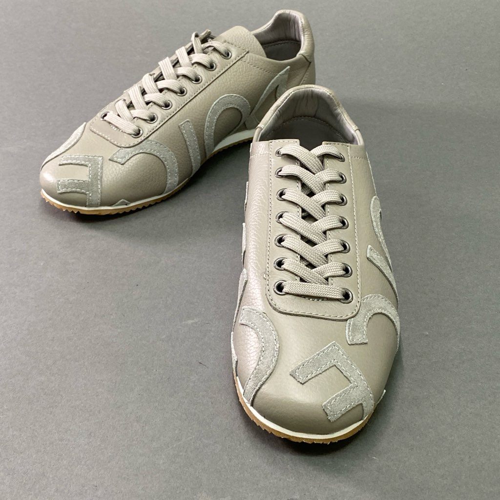 6e10 《未使用品》 DOLCE&GABBANA ドルチェアンドガッバーナ ロゴパッチ ローカットスニーカー 9 グレー レザー シューズ シューズバッグ付き 箱有