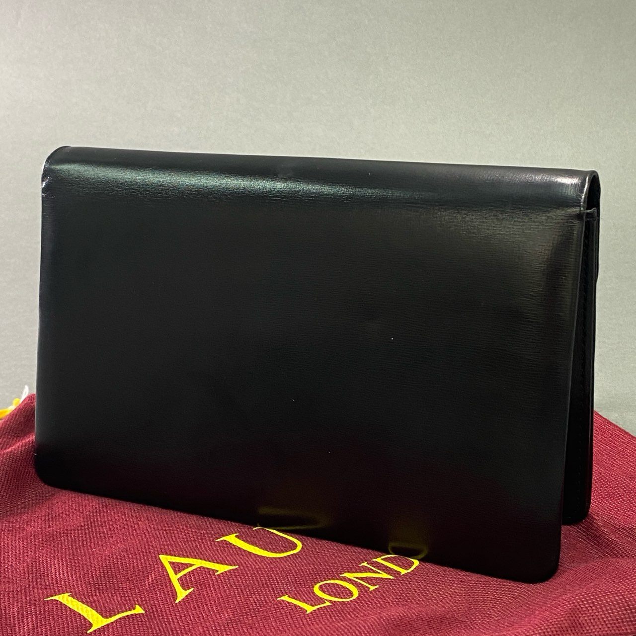 Ab7 LAUNER LONDON ロウナー クラッチバッグ ショルダーバッグ 2way フォーマル ゴールド ロゴプレート 保存袋付属 ブラック 本革