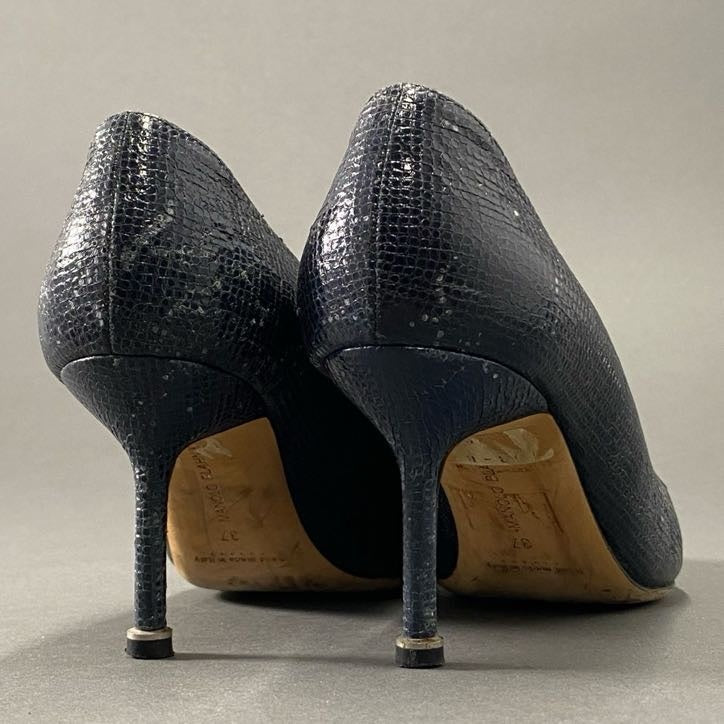 6h14 MANOLO BLAHNIK マノロブラニク Hangisi ハンギシ ビジュー ラインストーンパンプス 37 ネイビー シューズ イタリア製