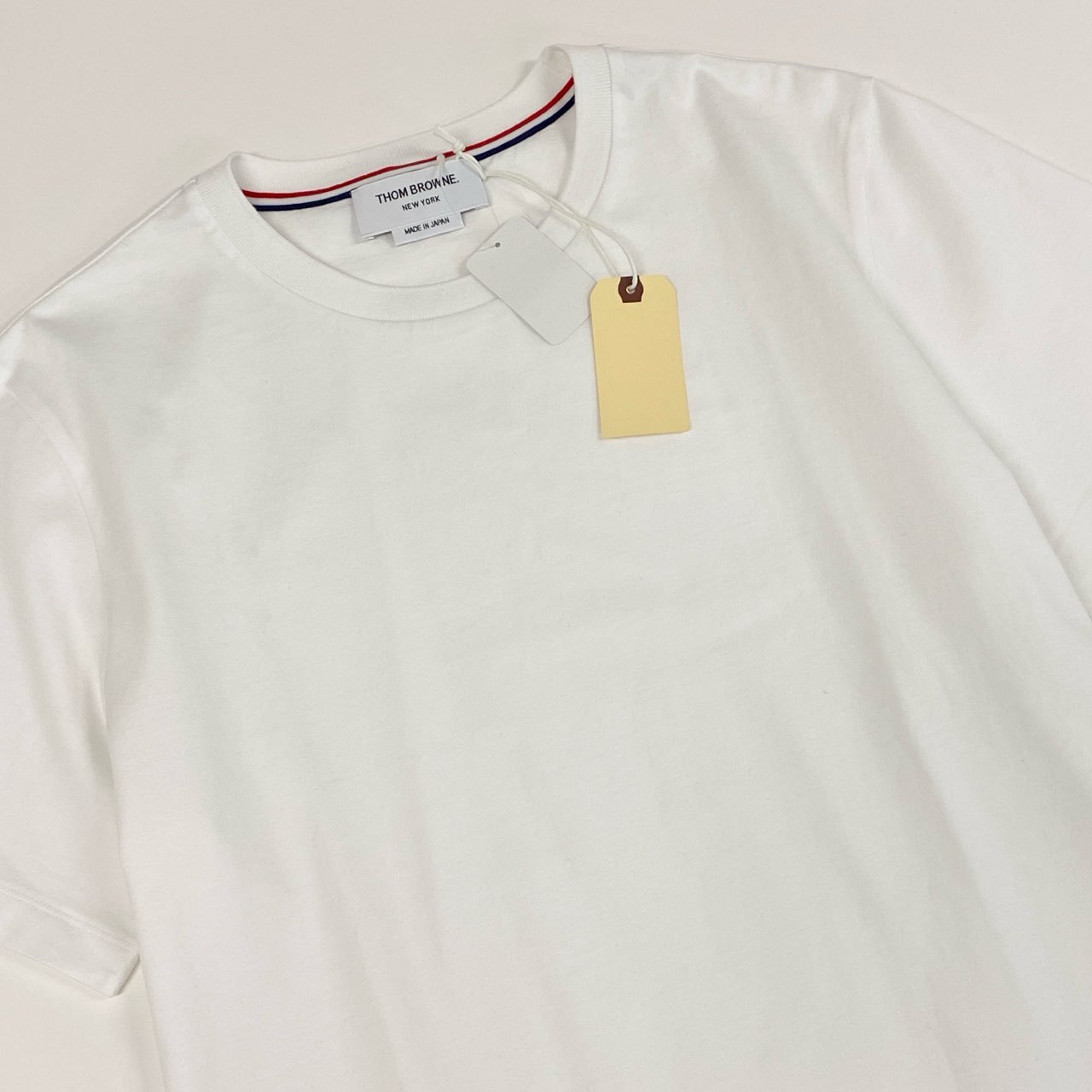 72a15 《未使用》 TOM BROWNE トムブラウン リラックスフィット Tシャツ MJS067A 2 ホワイト ミディアムウェイト ジャージー サイドスリット 日本製