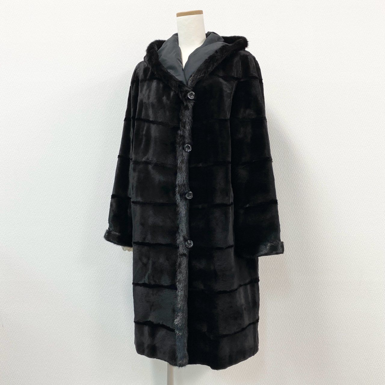 16j20 《美品》 最高級毛皮 ミンクコート フード付き ロングコート フード付き リバーシブルコート ブラック系 ミンク 本毛皮 レディースk02i