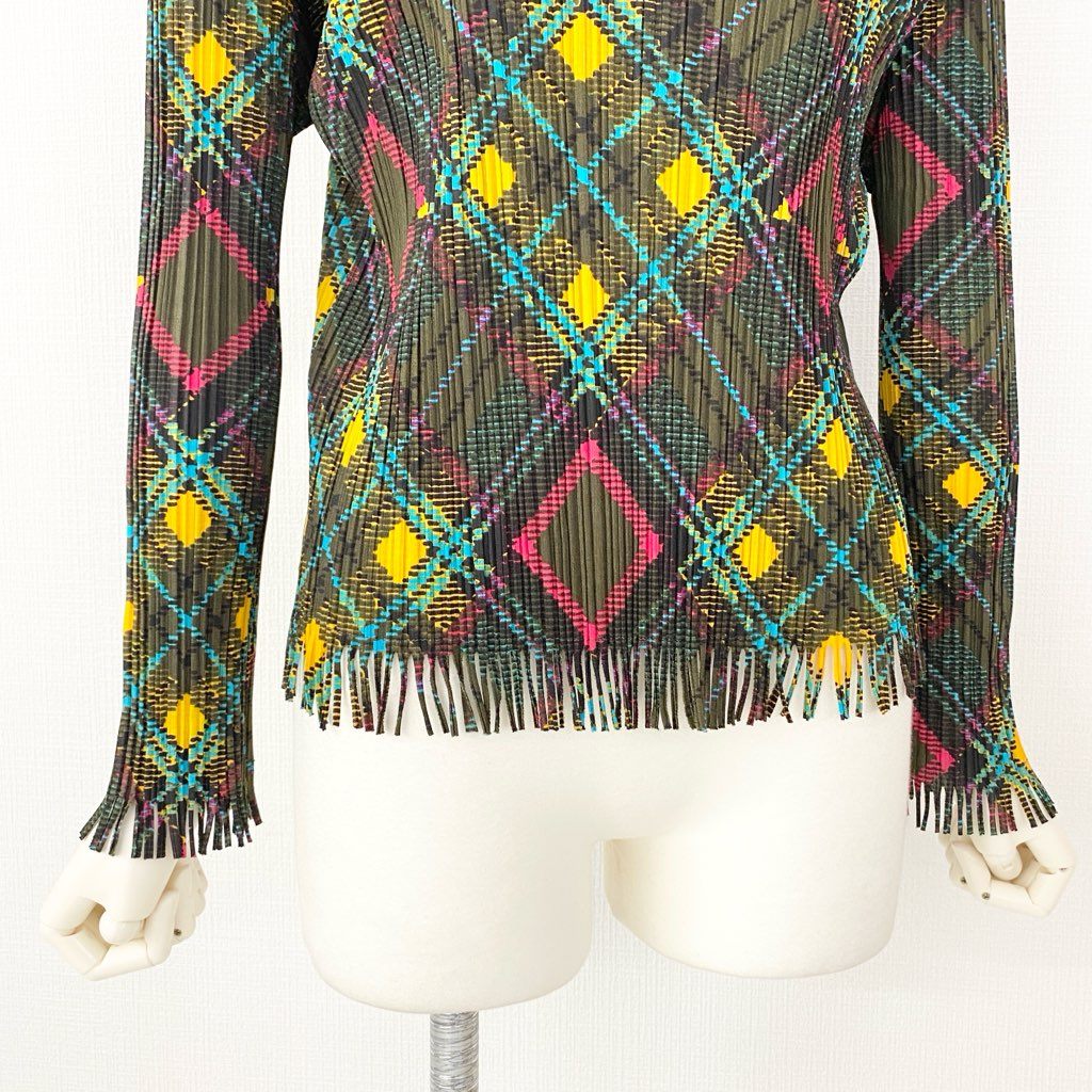 33d7 《美品》 PLEATS PLEASE ISSEY MIYAKE プリーツプリーズ イッセイミヤケ 日本製 PP73-JK662 総柄 ハイネック 長袖プリーツカットソー フリンジ ロングスリーブ トップス 3 マルチカラー秋