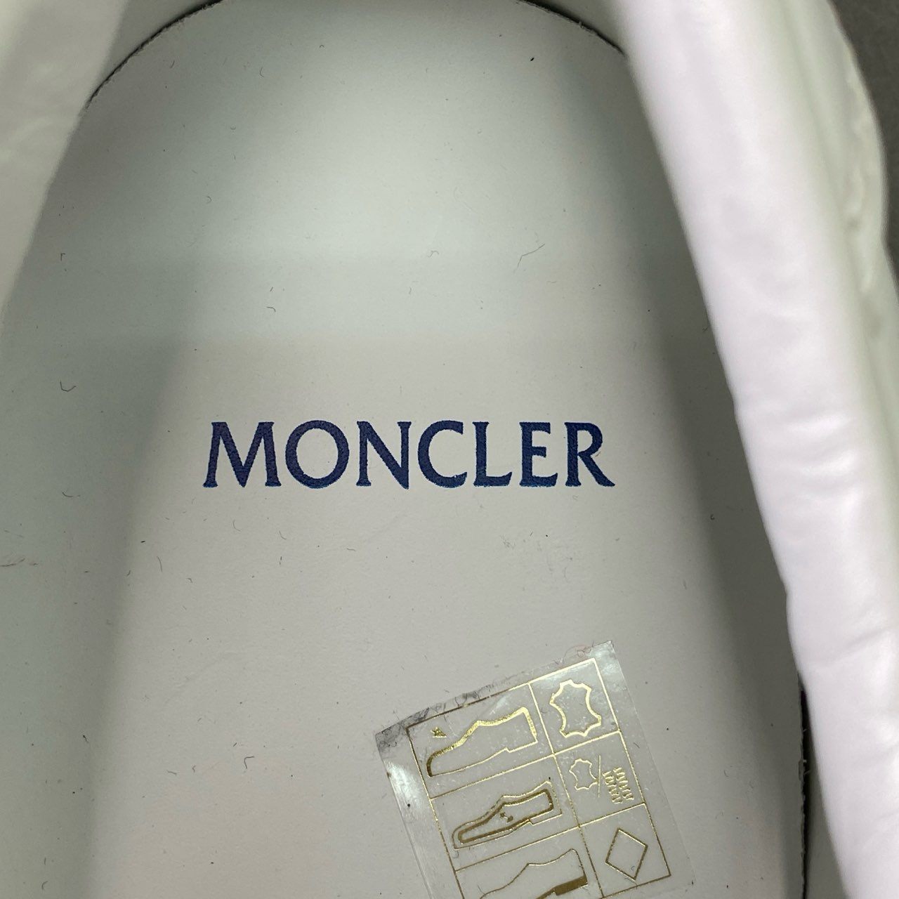 2d22 《未使用》 MONCLER モンクレール NEW MONACO ニューモナコ スニーカー 40 ホワイト レザー トリコロール 軽量 シューズ 箱付き