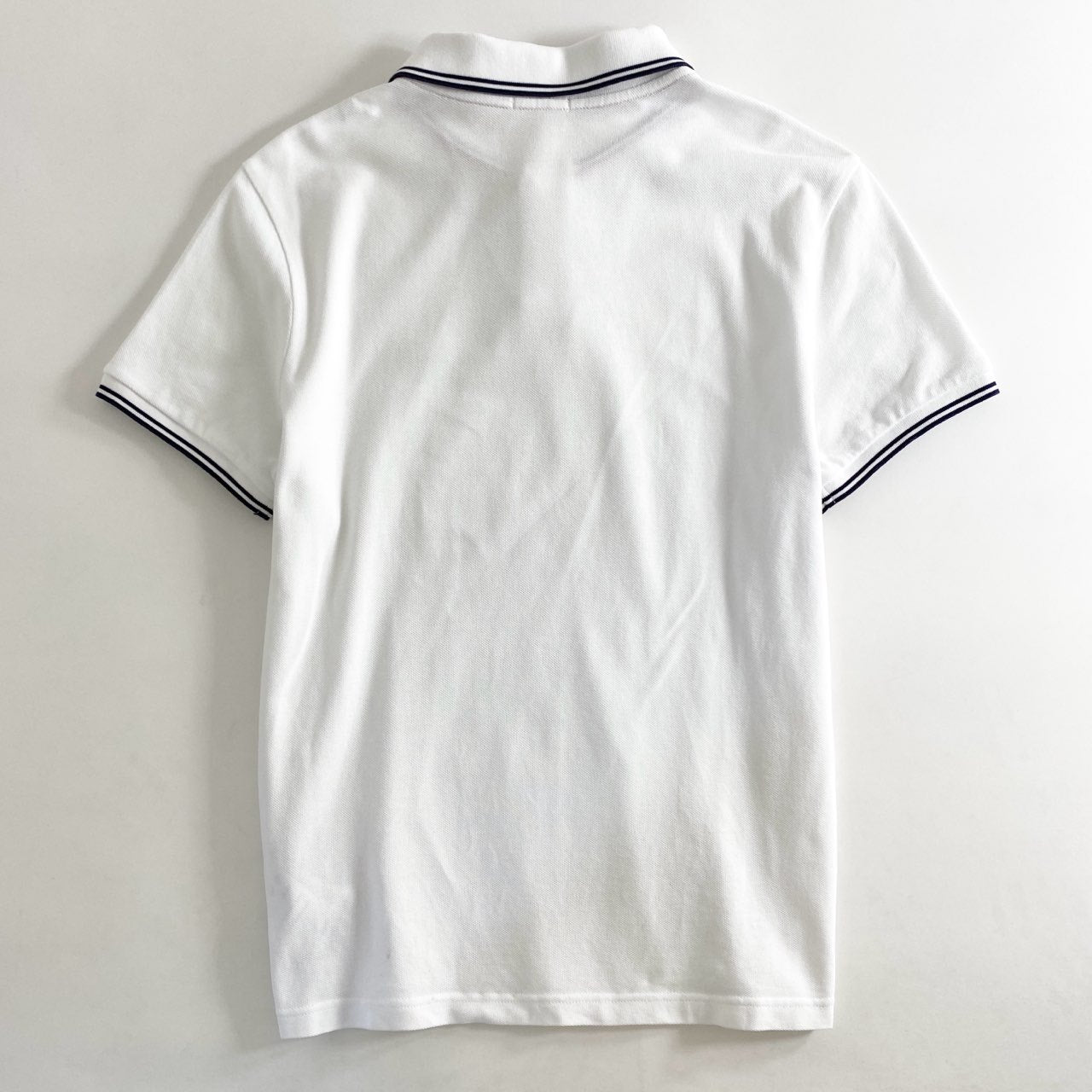37e26 《美品》 MONCLER モンクレール フロントワッペンロゴ 半袖ポロシャツ E10918304300 鹿の子ポロ M ホワイト コットン100 メンズ