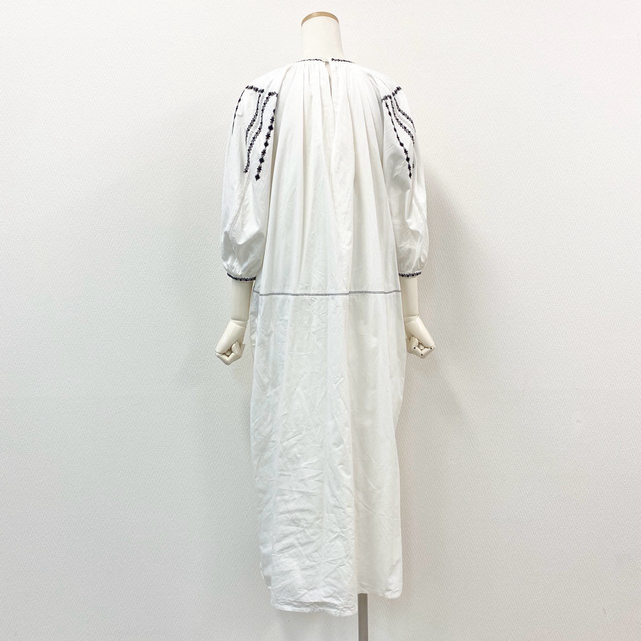 48e12 CLANE クラネ SMOCK EMBROIDERY ONEPIECE エンブロイダリー 半袖ワンピース ドレス スモック 刺繍 10112-5262 1 ホワイト コットン