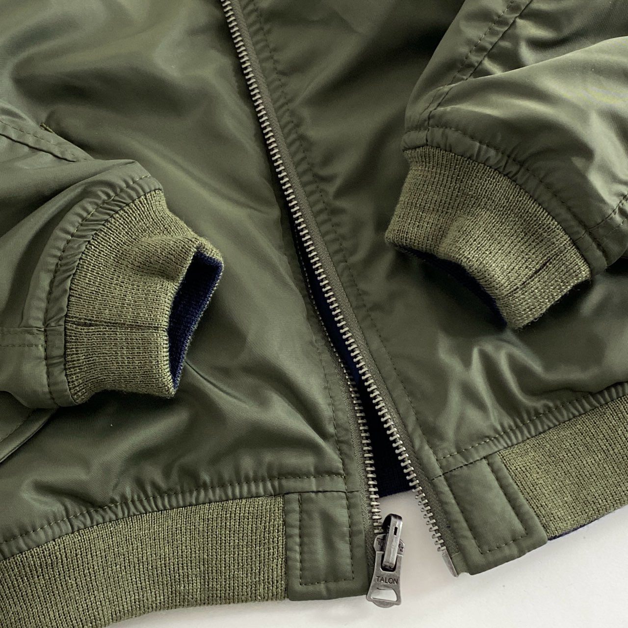 88i3② 《未使用保管品》定価¥29,590 POLO RALPH LAUREN ポロ ラルフローレン ワッペン付き MA-1 フライトジャケット 6 カーキ タグ付