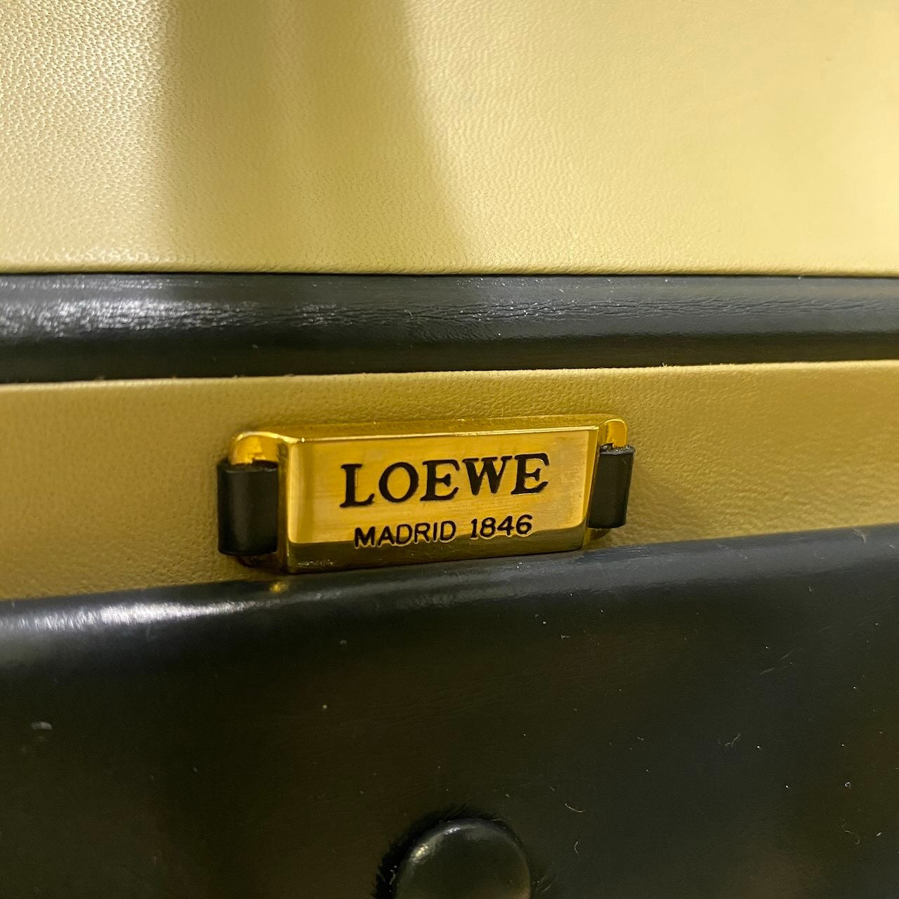 Ad2 LOEWE ロエベ ヴィンテージ ハンドバッグ バニティバッグ アナグラム金具 ネイビー レザー レディースu02t