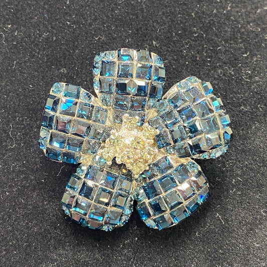 3e10 《美品》 FOXEY フォクシー ブローチ 小物 フラワーモチーフ ラインストーン ビジュー ネイビー シルバー レディース