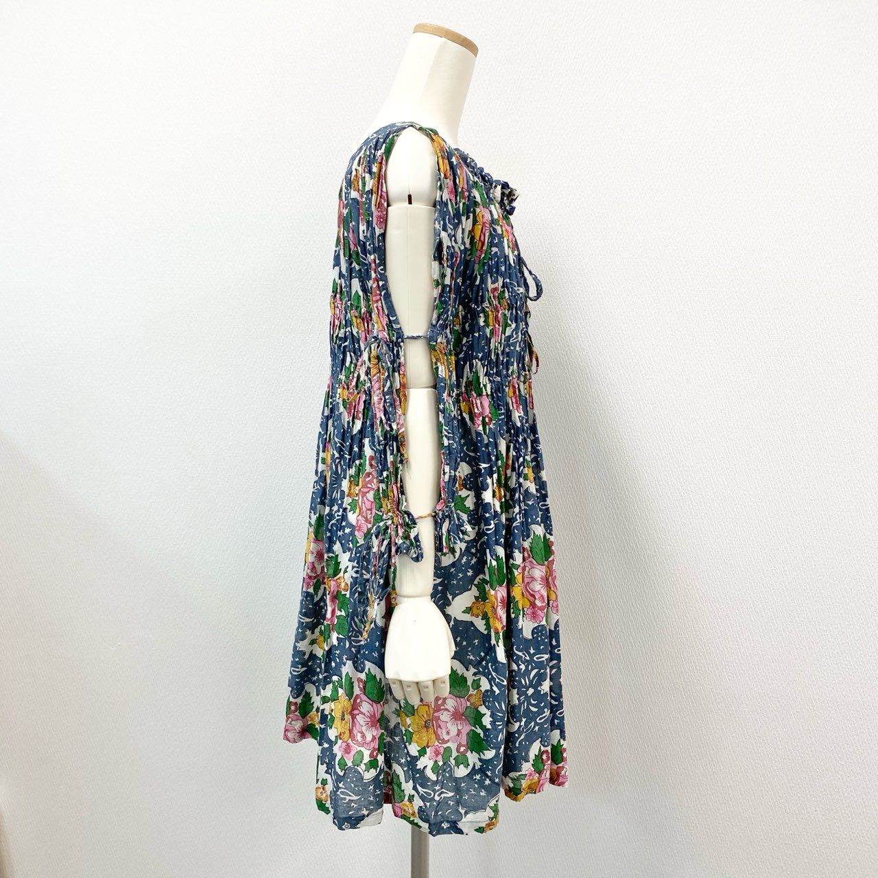 55h28 Vivienne Westwood ヴィヴィアンウエストウッド 花柄ワンピース フレアワンピース レースアップ スクエアネック vintage イタリア製 40サイズ マルチカラー レディース 女性用k02i