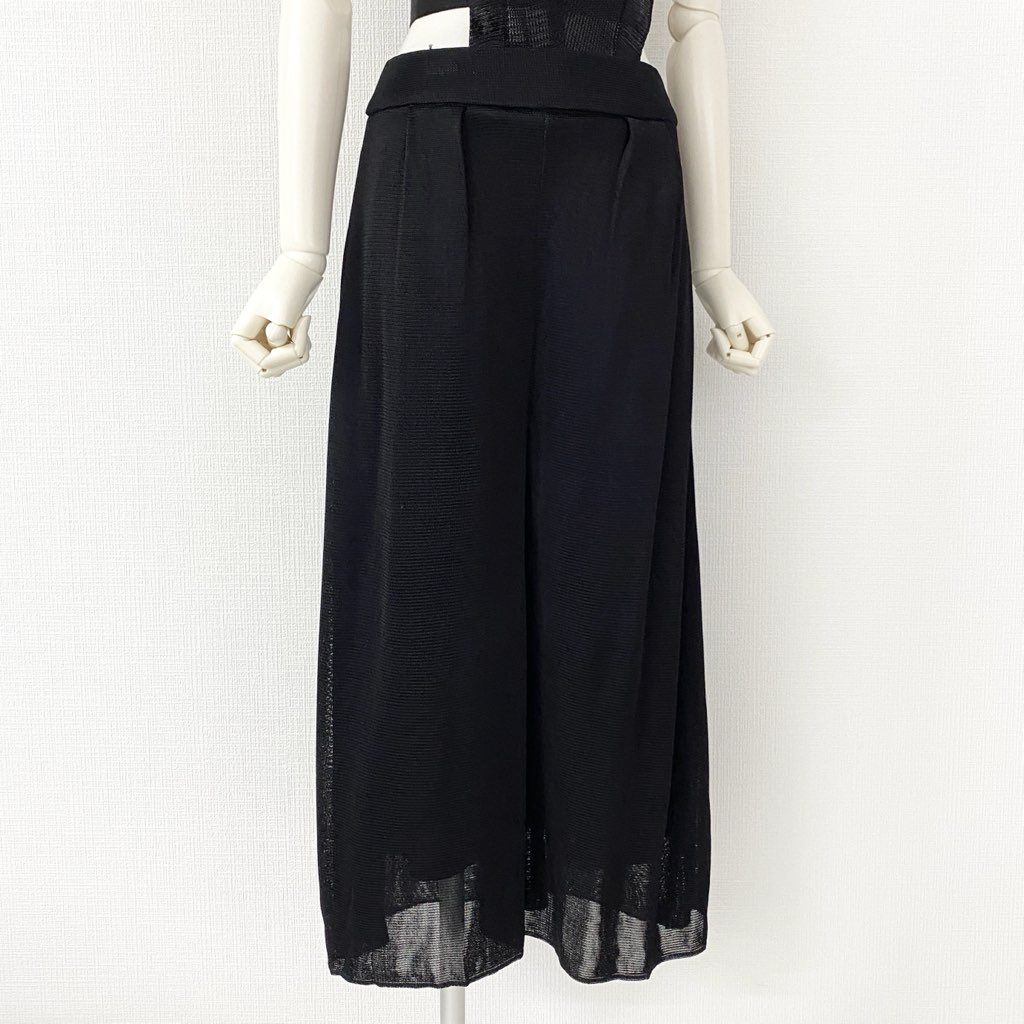 64e5 日本製 TAN タン Vサロペットニットパンツ TN19SS029 ブラック レーヨン レディース 春夏